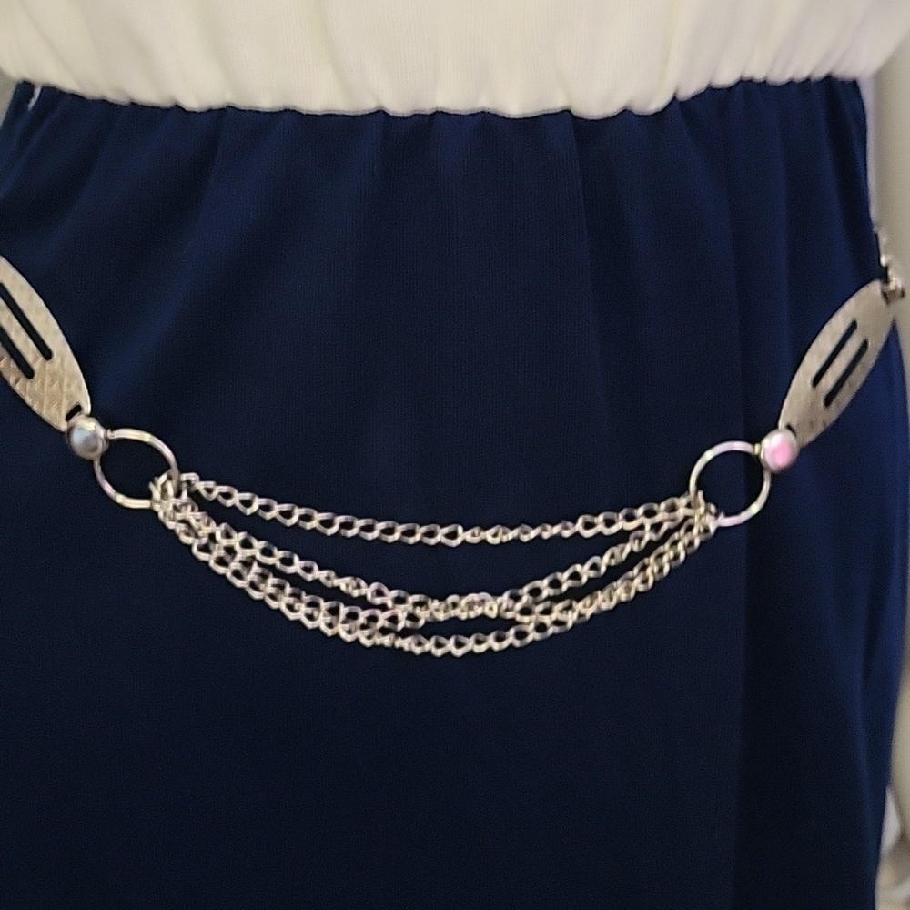 5/$25 Silvertone Disco Belly Layered Chain Belt - Picture 4 of 11